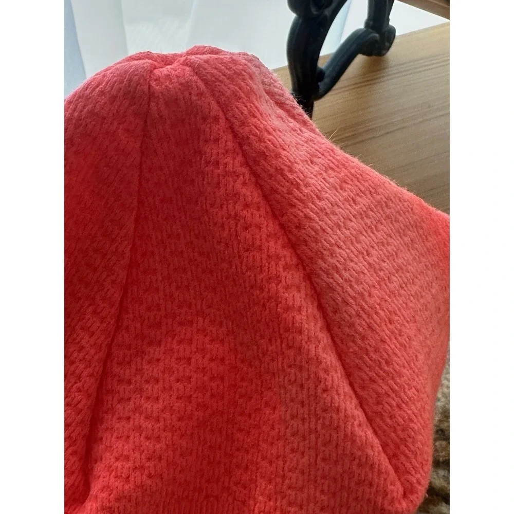 Mizuno Breath Thermo Men's Red Solid Beanie Hat with Blue Logo
